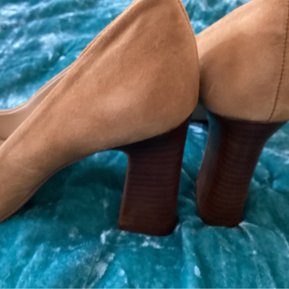 Vince Camuto Villona heels - Picture 2 of 5